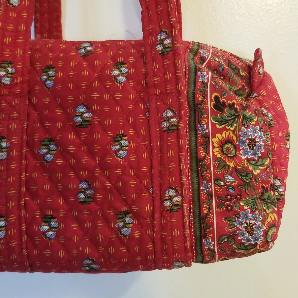 Vera Bradley floral bag - Picture 2 of 4